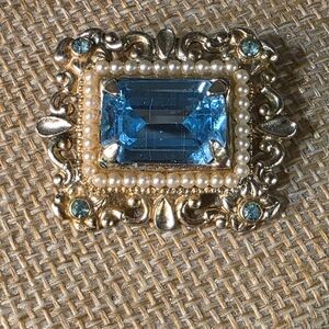 Vintage Style Gold Brooch with Blue Gem
